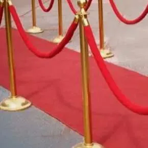 ALFOMBRA ROJA OSCURO MOQUETE 2 X 5 MT ( MO26 )