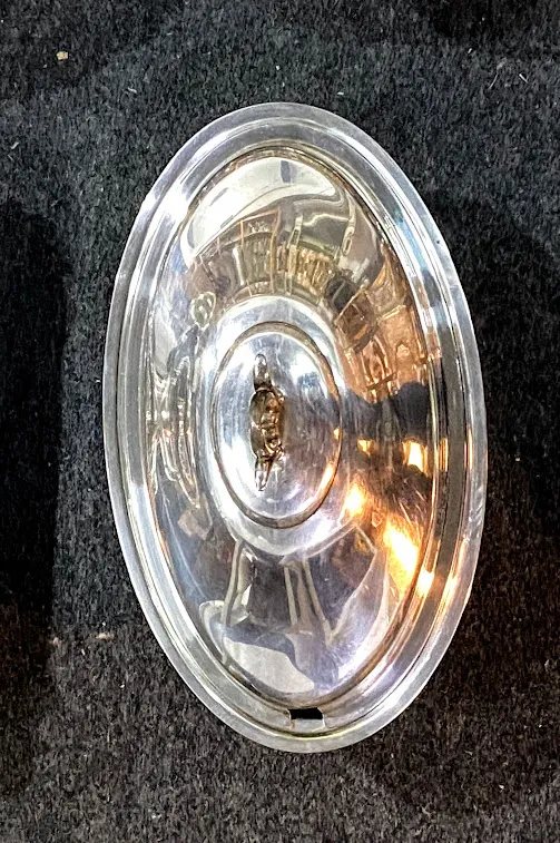 GUISERA PLATA  OVAL CON TAPA  Y PIE  GPO  07