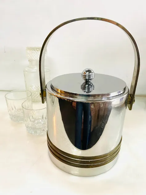 HIELERA ACERO CON TAPA  Y TRIPLE RAYAS diam. 18 x 22 cm alt " HIE1"