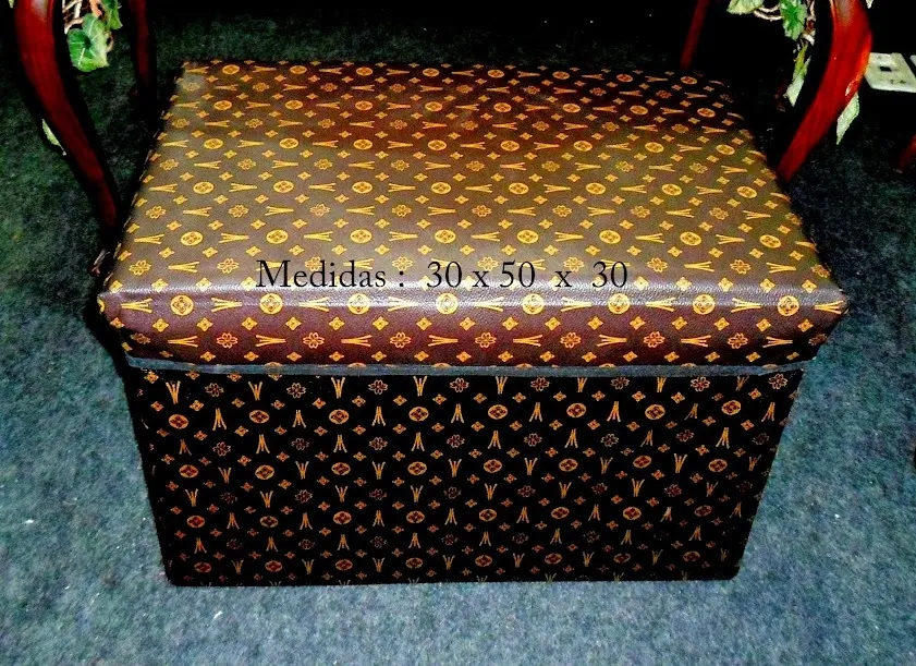 CAJA BUTACON  TIPO   LOUIS VUITTON "L.V" 50 X 30 X 30 ALT.