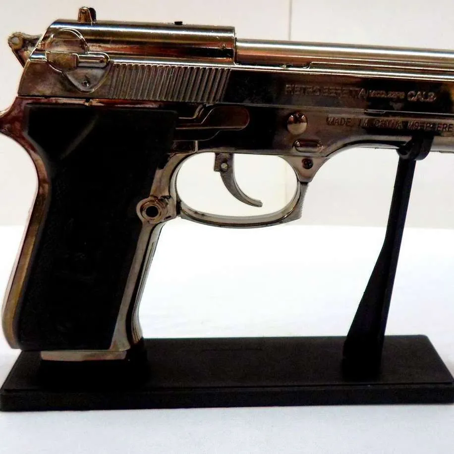 PISTOLA BERETTA 20 cm largo - REPLICA