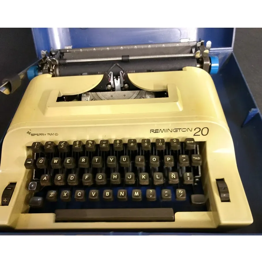 Maquina De Escribir Antiguo   "Reminton 20"