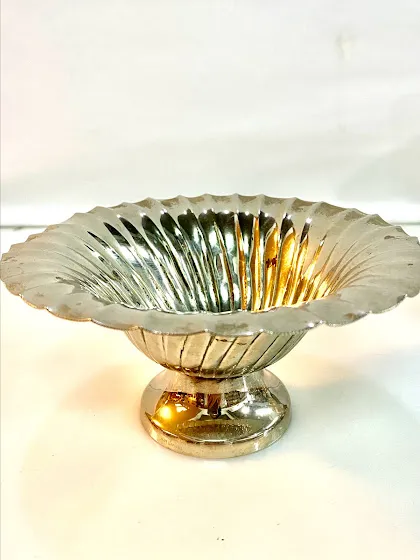 CENTRO CON PIE PLATIL ONDAS  "CPPO"  Diam 17 x 8 cm Alto 