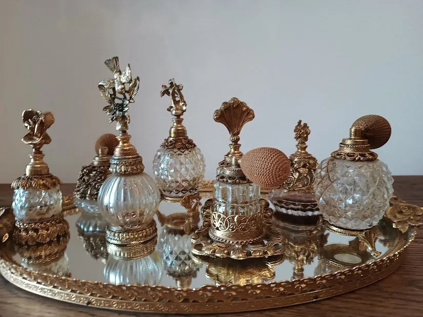 PERFUMEROS FRANCES ANTIQUE CON MONTURA EN BRONCE