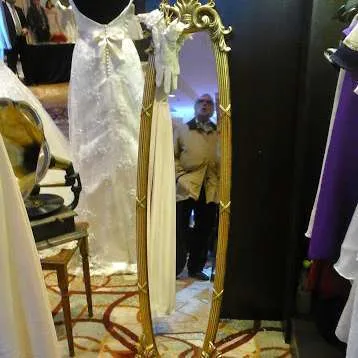 ESPEJO DE PIE OVAL "ANTIQUE ORO " 1.40 x 0.35 mt