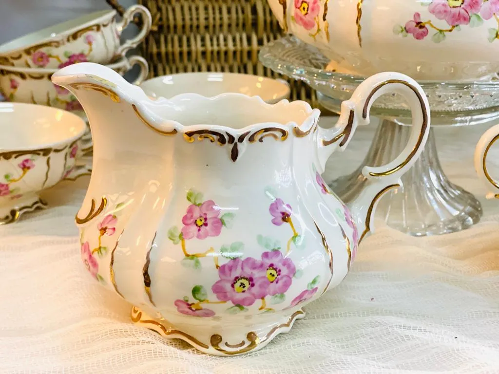 LECHERA ANTIGUA MARIA A. " ROSAS" 