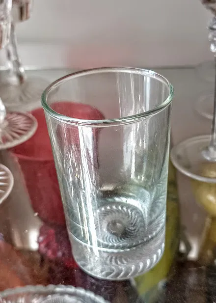 VASO TRAGO CORTO LISO  V15 - Boca 6 x alt. 9  cm