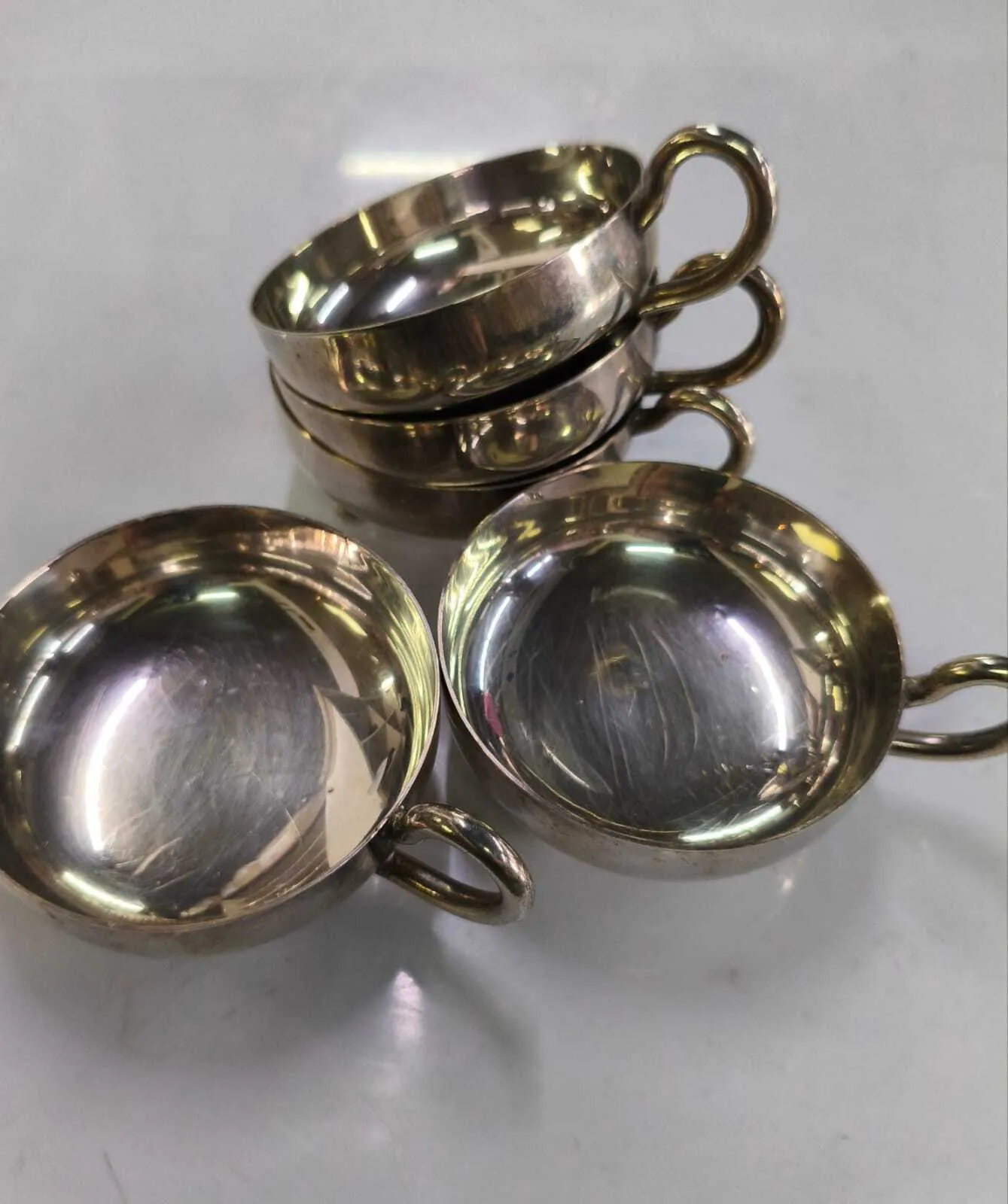 COMPOTERA PLATA ANTIQUE  3 PATITAS CON 1 ASA "CPA08" Diam 8 cm , Alto 3 CM