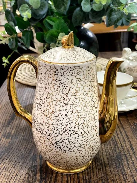 TETERA CAFETERA FILIGRANA DORADA   " TCD" Alt.20 cm