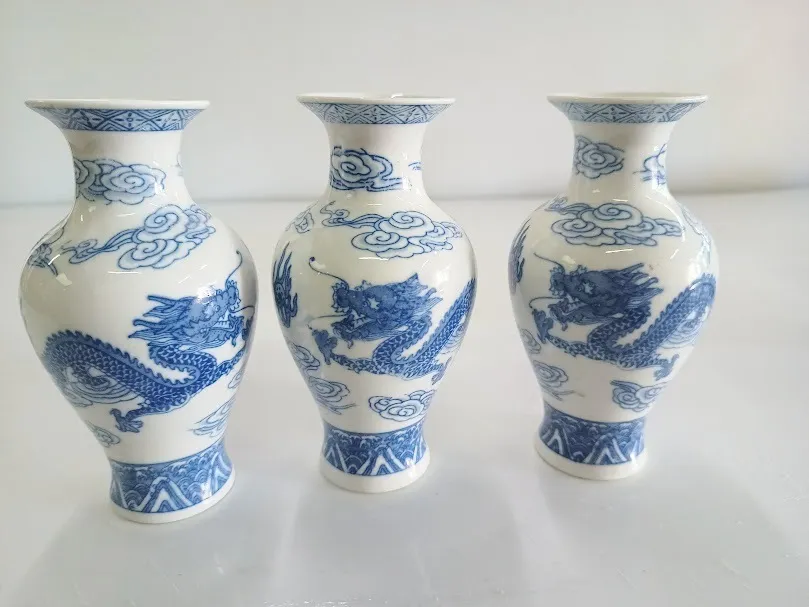 FLOREROS CHICOS AZUL Y BLANCO "DRAGONES" 16 CM - 3 UNID.