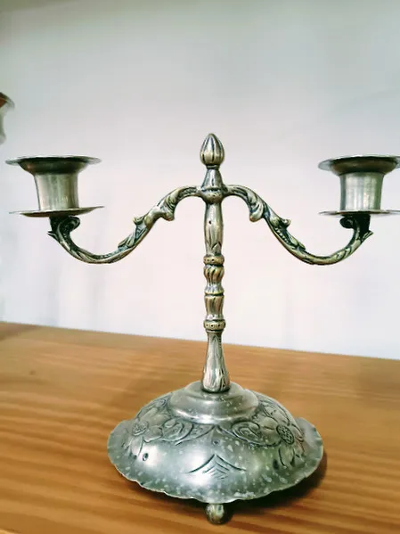 CANDELABRO COLONIAL  2 VELAS - 23 cm alt