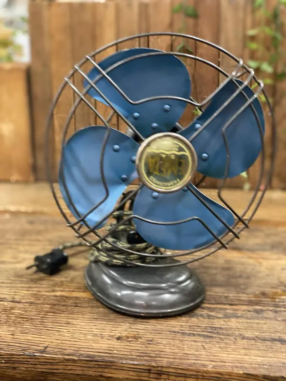 VENTILADOR ANTIGUO EMETA ASPAS AZULES DIAM 30 CM