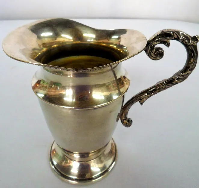 JARRA DE PLATA ANTIQUE   411  "JPA08"  11 X 19 CM 