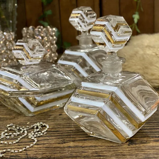 JUEGO DE PERFUMEROS  "RAYAS ORO Y BLANCO" TOILETTE ART DECO- 3 PZAS