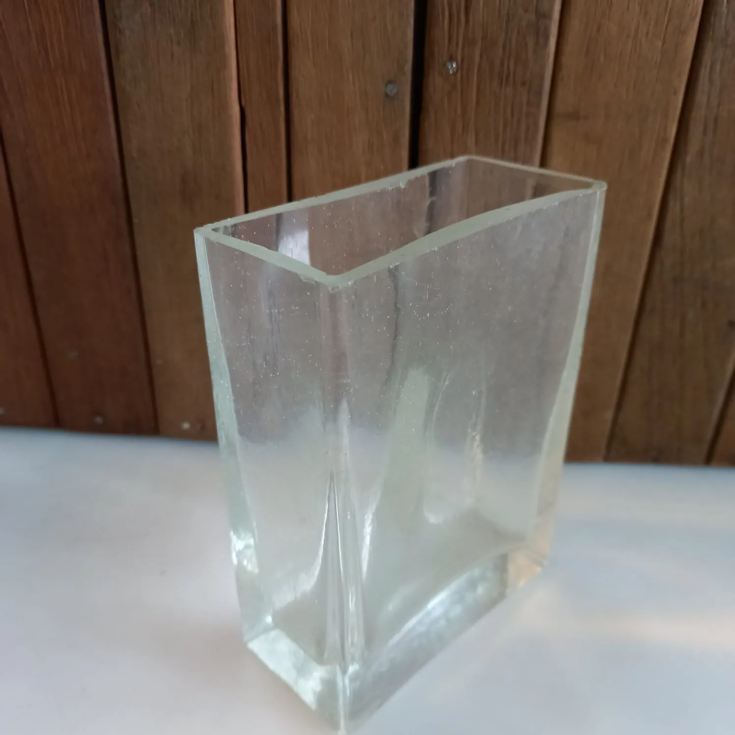 FLORERO  LISO RECTANGULAR "FLR40"  10 X 5 X  14 CM