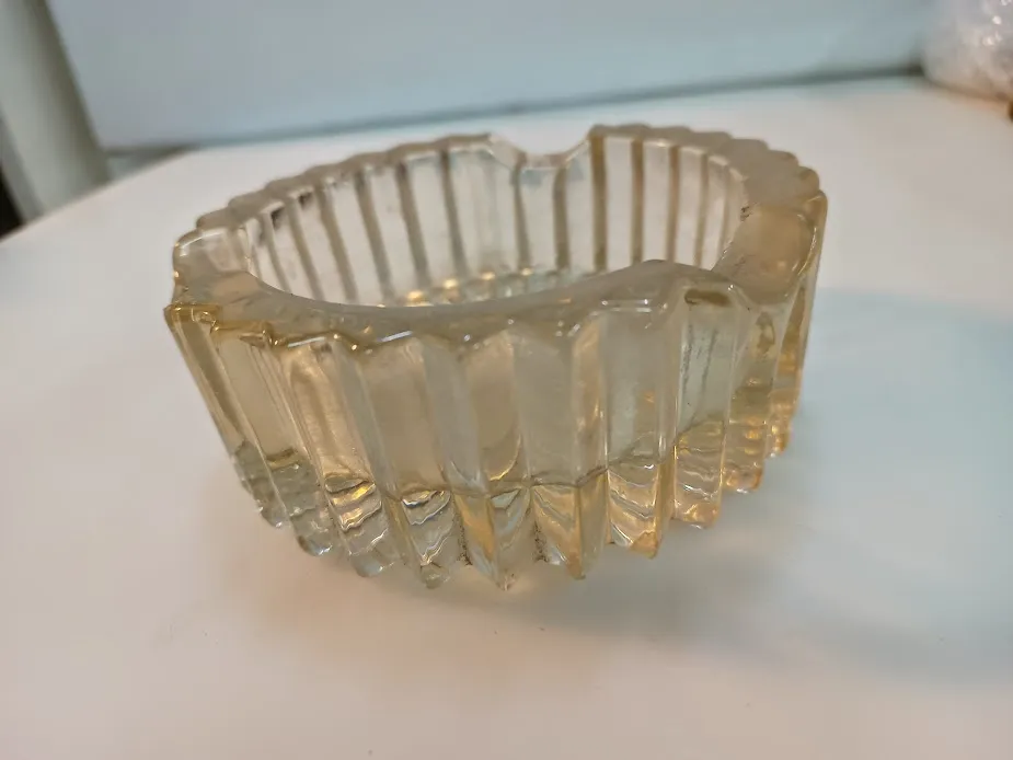 CENICERO  VIDRIO  ACANALADO Diam 13 cm