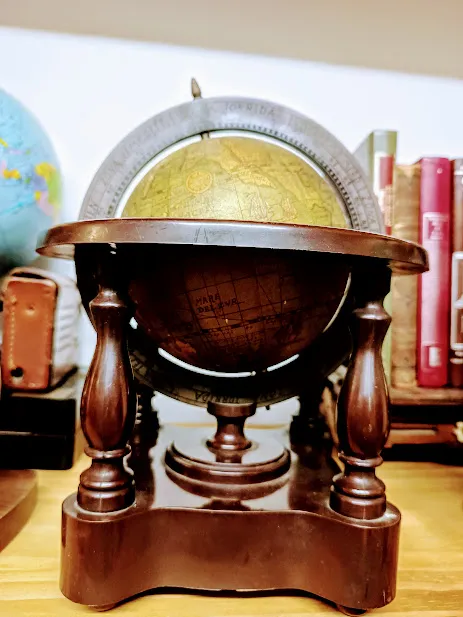 GLOBO TERRAQUEO CON CUADRANTE - Diam. 20 x Alt.28 cm
