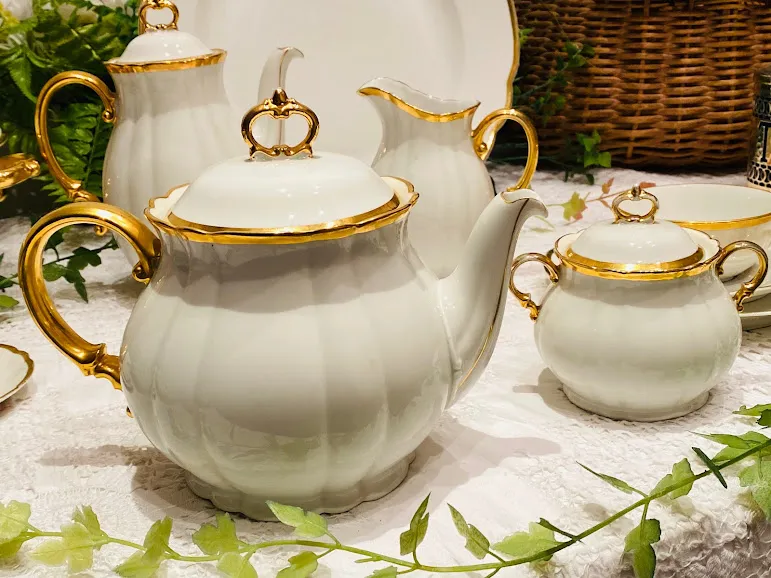 TETERA VERBANO BORDE ORO ONDAS