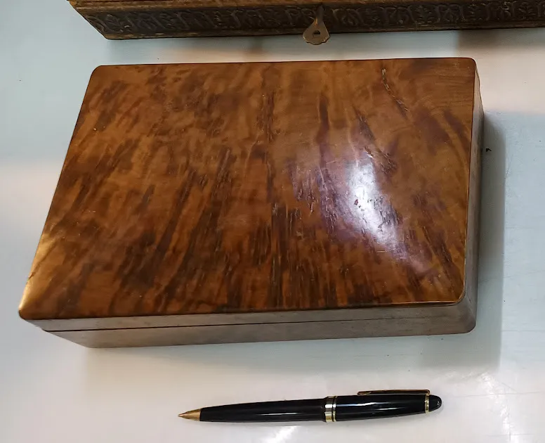 CAJA MADERA DE RAIZ 22 x 15  x 7 cm alt.