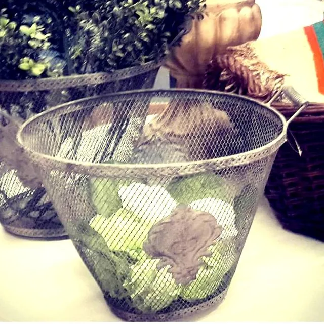 Canasto Metal enrejado chico