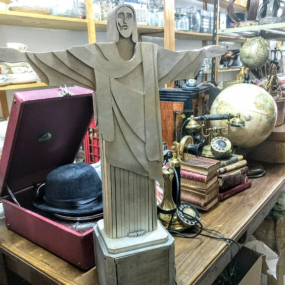 CRISTO REDENTOR BRAZIL- Alt.65 cm Ancho: 50 cm -Base 17 x17 cm