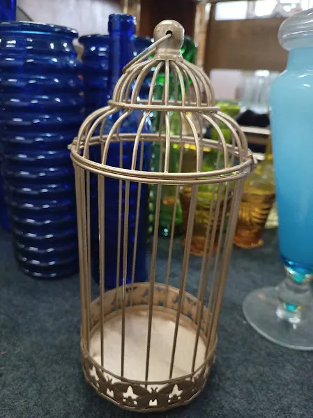 JAULA ORO BASE MARIPOSA 12 X 28 CM 