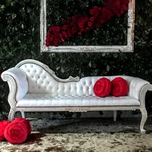 SILLON CHAISE LONGE  LUIS XV CAPITONE    Lar 2  mt,  alt 70 , prof  60 cm 