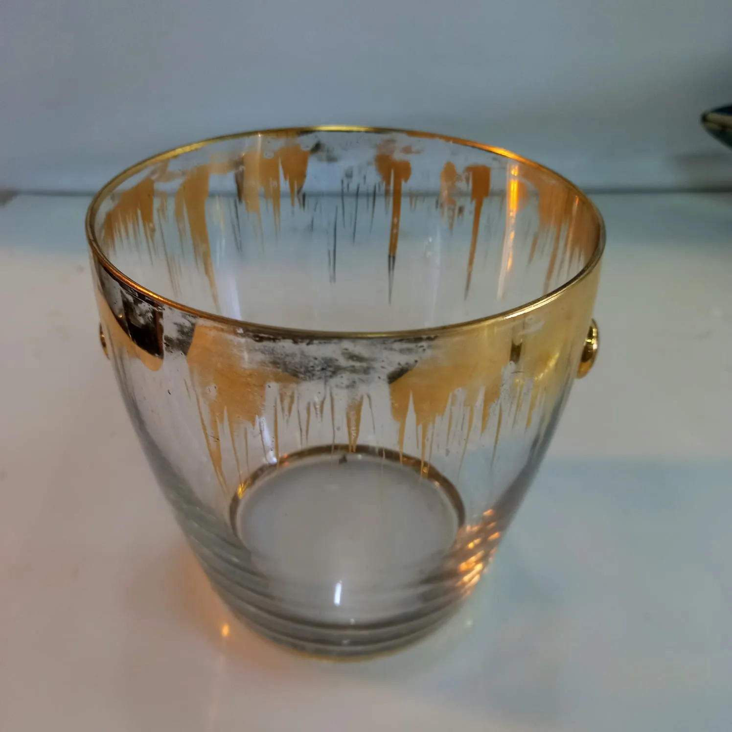 HIELERA CRISTAL PICOS Y ASAS  ORO  13  X 13 CM