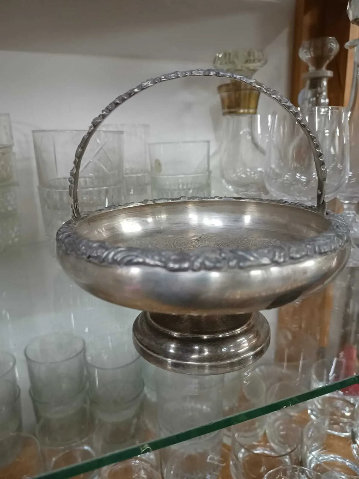 CENTRO PLATA ANTIQUE CON ASA Y PIE "CPA17"   17 X 9 CM ALT.