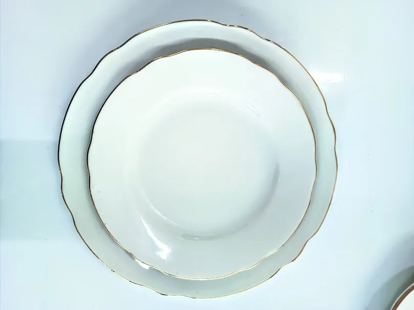 PLATO ENTRADA VERBANO BORDE ORO O. FINO  20 CM - " ME13 "