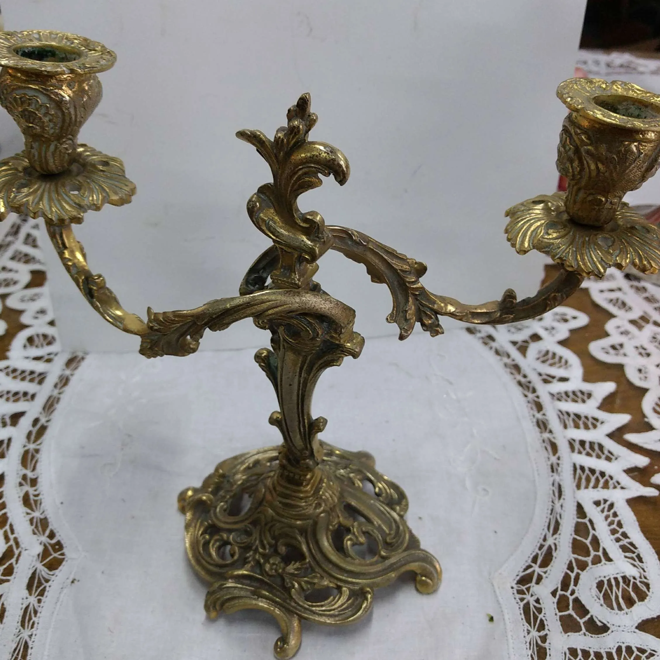 Candelabros Bronce "BELLA"  2 Velas   (CB2)