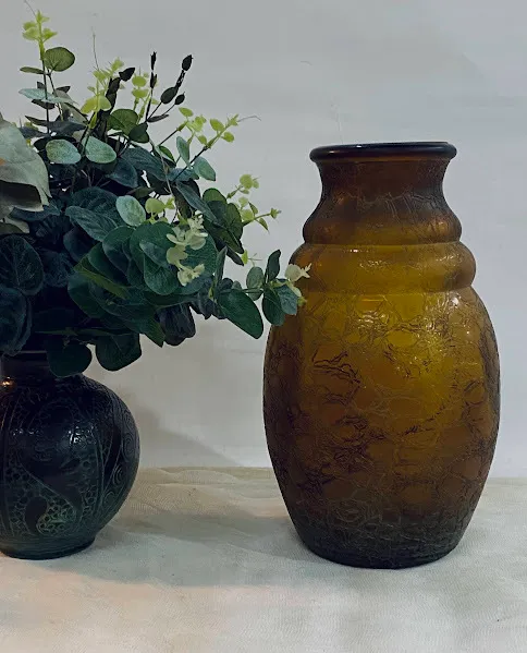 JARRON VIDRIO TEXTURADO  CARAMELO . Boca. 10 x 33 cm Alto.  "JVC"