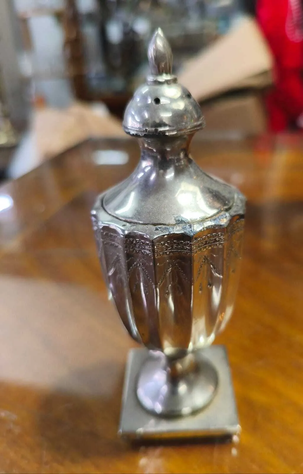 SALERO DE PLATA ANTIQUE LABRADO " SPA03" -13 CM