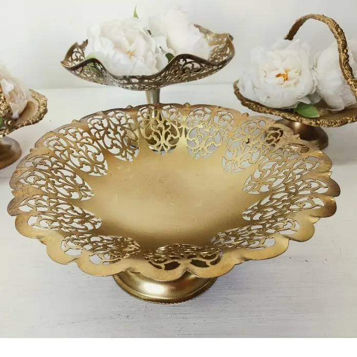 Alzada  "A2" Calado Metal  ORO CON PIE   24 x 10  CM (CS026)