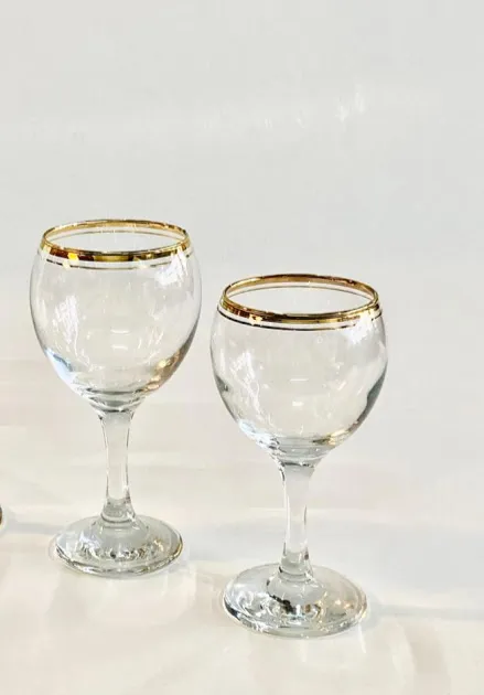 COPAS VINO  BORDE ORO 