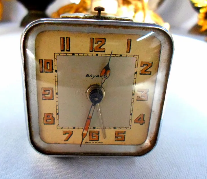 RELOJ DESPERTADOR BAYARD 