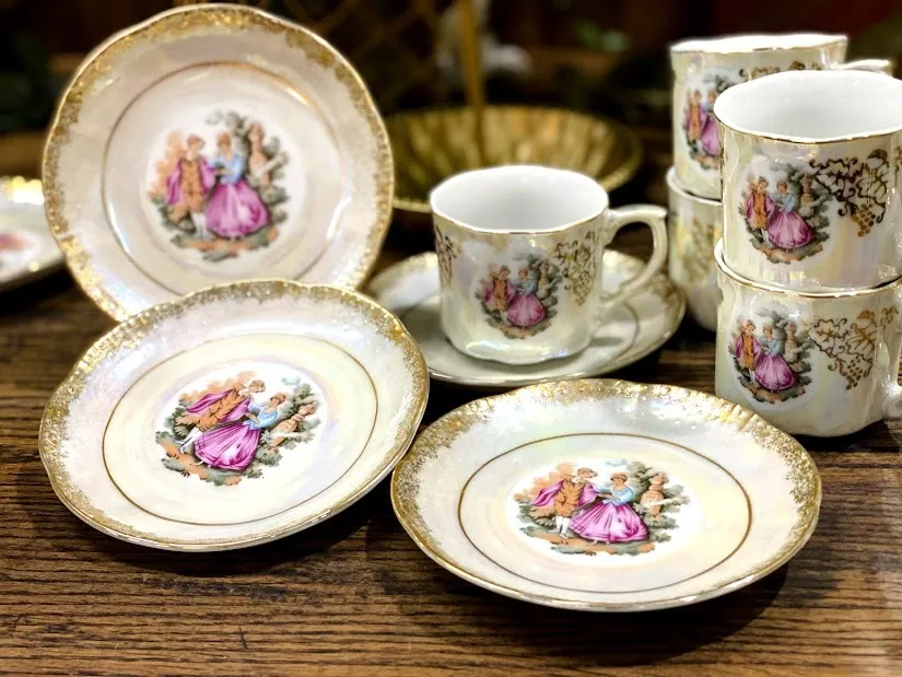 TAZAS DE CAFE VINTAGE MIX & MATCH