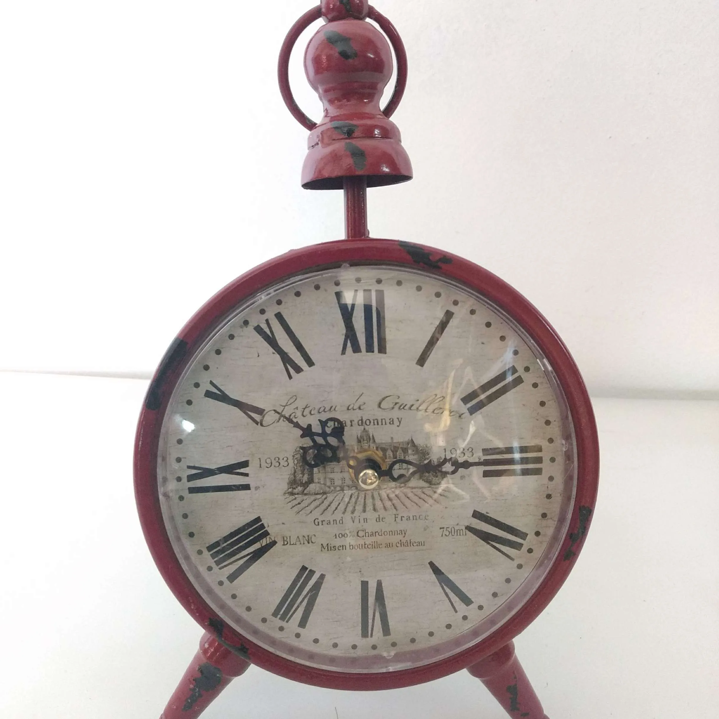 RELOJ  VINTAGE ROJO 