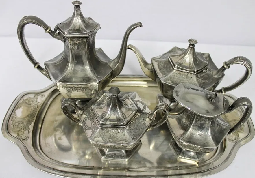 JUEGO DE TE PLATA  "USA  ANTIQUE " 4 PIEZAS + 1 BANDEJA 