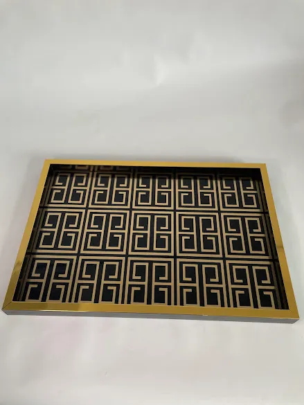 BANDEJA NEGRO Y DORADO "GEOMETRIC"  44 x 30 x 3 cm alt