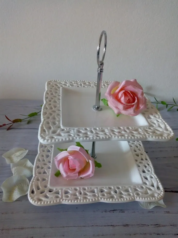 PORTA MASAS 2 PISOS  CERÁMICA CALADA  CUADRADA  (CB015)