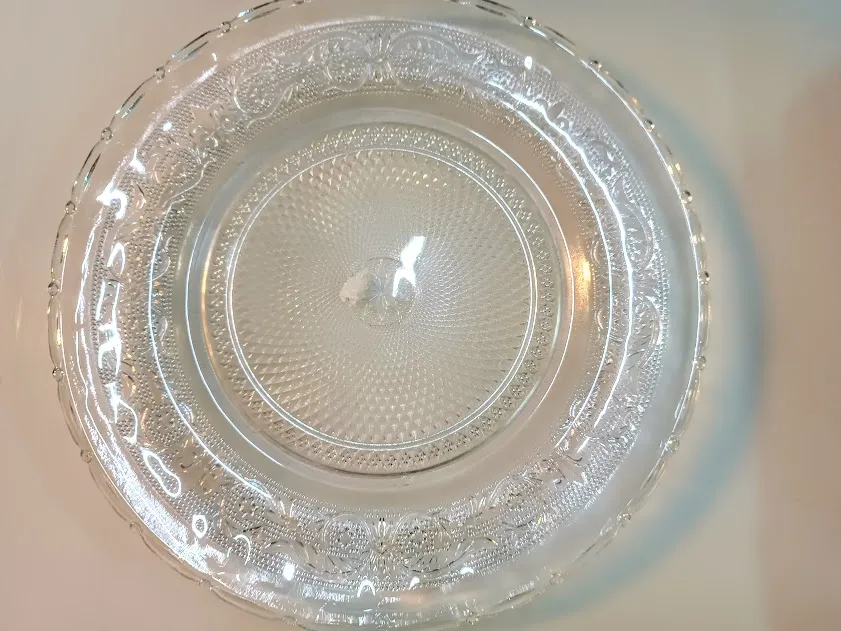 BANDEJA DE VIDRIO LABRADO  BV 30 . Diam. 30 cm