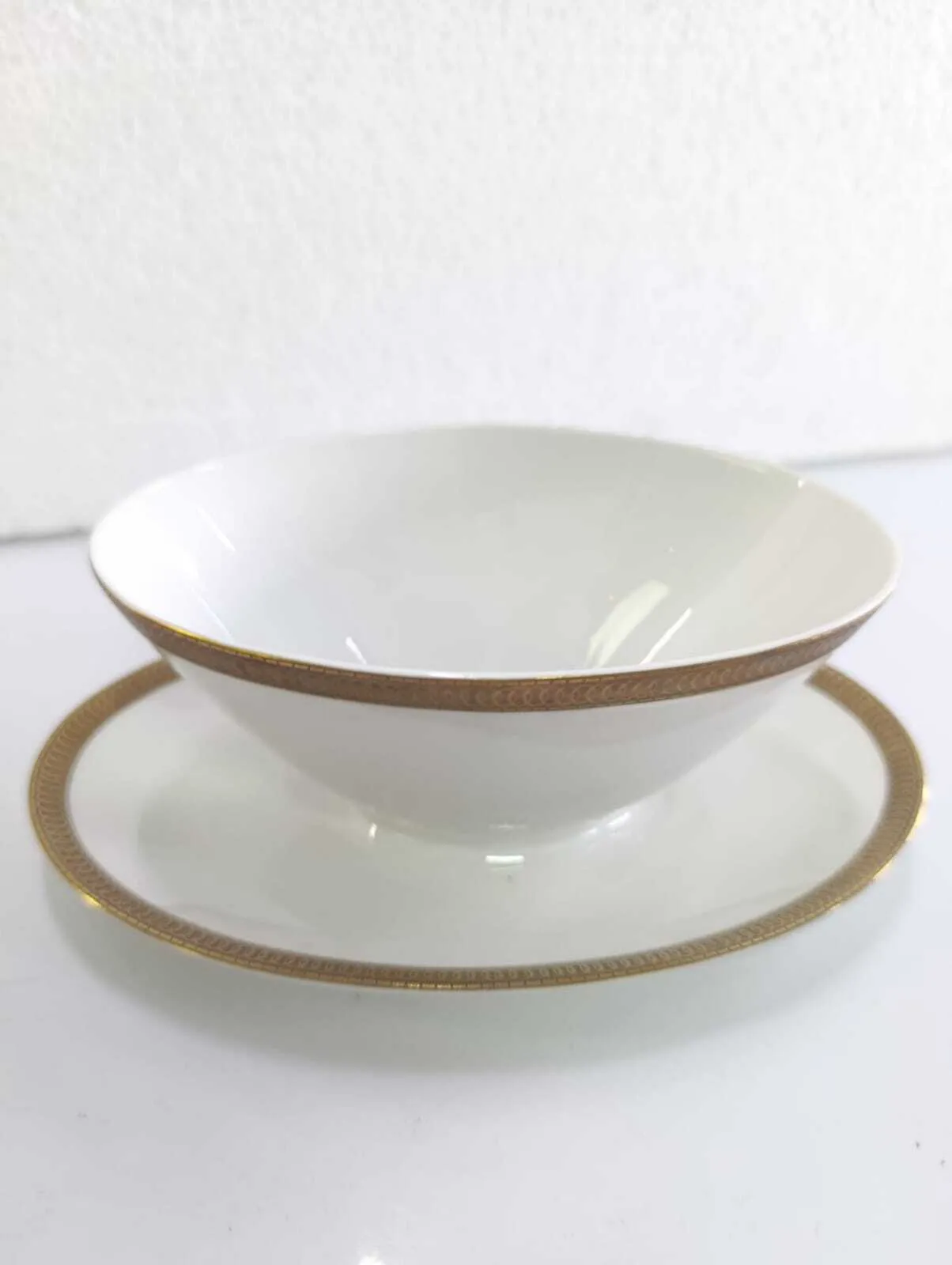 SALSERA  CON PRESENTOIRE  "VERBANO CORONA" BORDE ORO VIEJO 