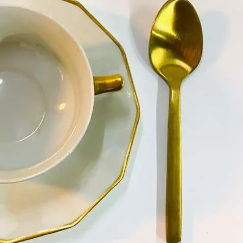 CUCHARITA  DE TE DORADO SATIN  14 CM