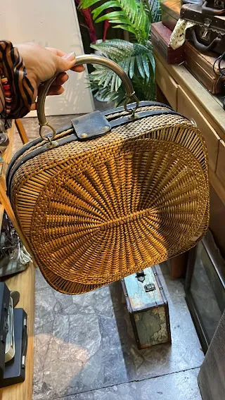 CARTERA   DE MIMBRE SEMI OVAL RETRO CM1