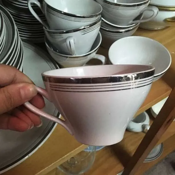 TASA DE TÉ + PLATITO  PORCELANA CON BORDE PLATA 