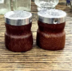 SALERO MADERA Y PLATA CHICOS