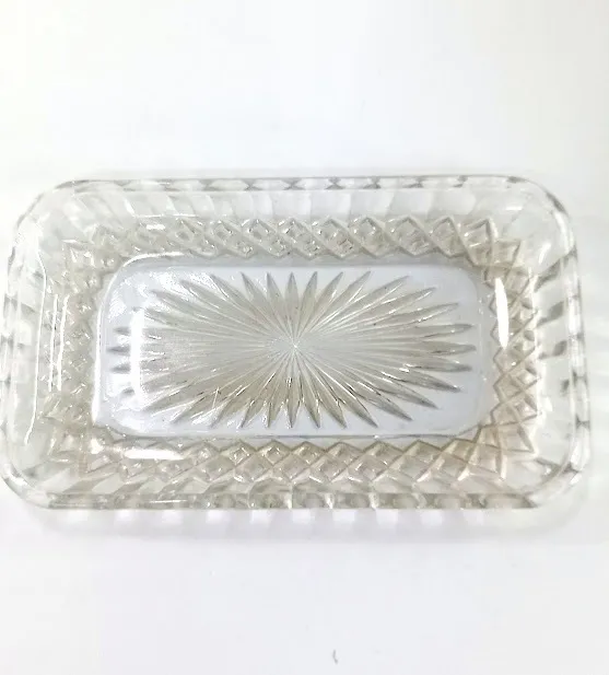 BANDEJITA  DE CRISTAL TALLADO  21 X 12 CM 