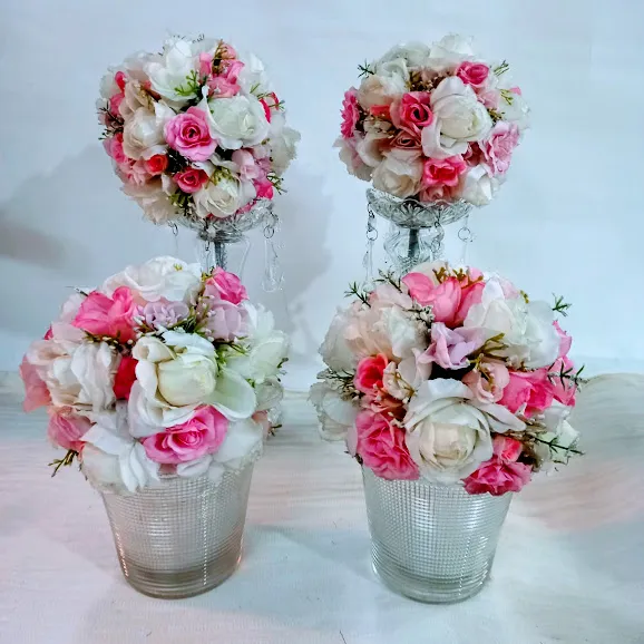 ESFERA  DE FLORES   MINI POMANDER  15 CM -  CON CAIRELES