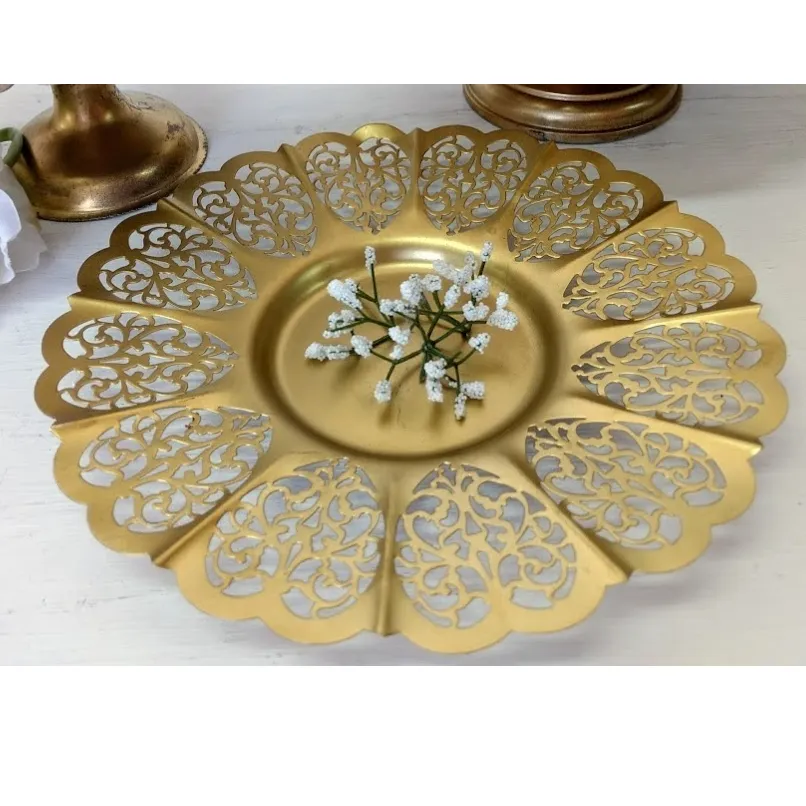 PLATO CALADO  METAL ORO 24 CM  "PC 2 " (CS037)